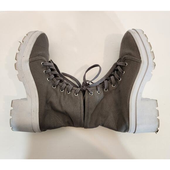 FOREVER 21 Grey White Canvas Platform Combat Lug Sole Sneaker Boot Womens 8 - Picture 8 of 10